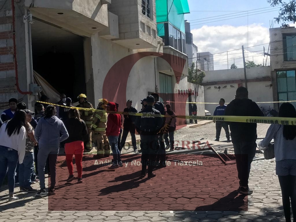 Explosión  en un taller de ropa deja lesionado a un hombre, en la comunidad de Ayometitla